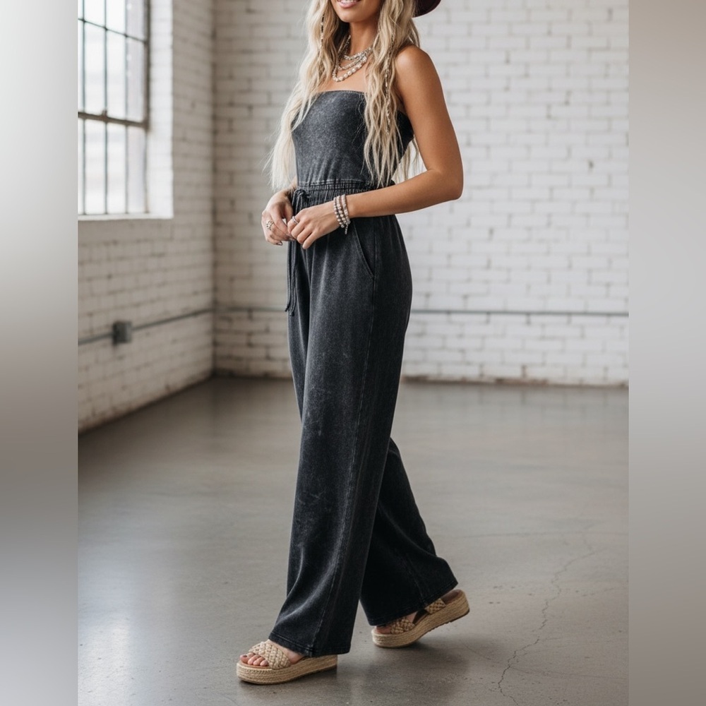 NWT Zenana Acid Washed Black Tube Top Strapless Jumpsuit Jumper - Picture 2 of 5